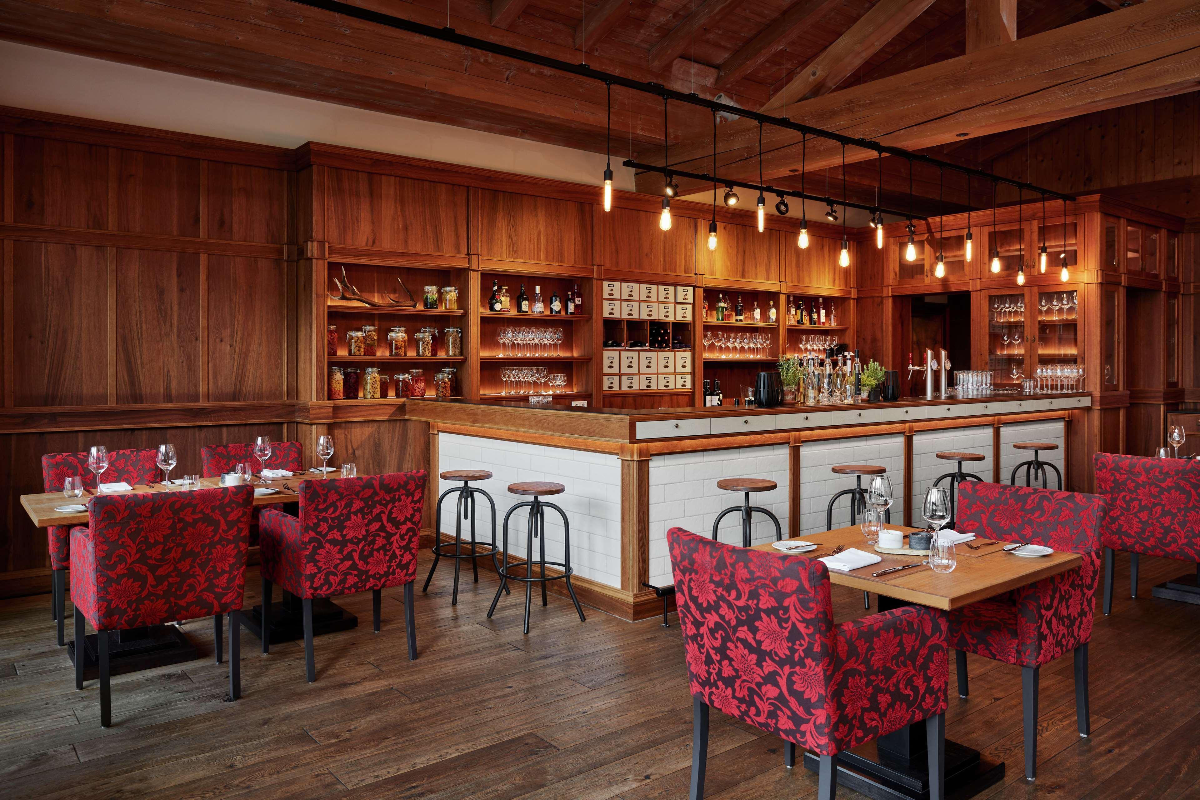 Grand Tirolia Kitzbuehel - Member Of Hommage Luxury Hotels Collection Exterior foto The restaurant at the Hotel de la Ville
